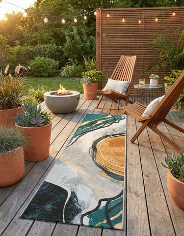 2' x 8' Easy-Clean Modern Indoor / Outdoor Runner Rug