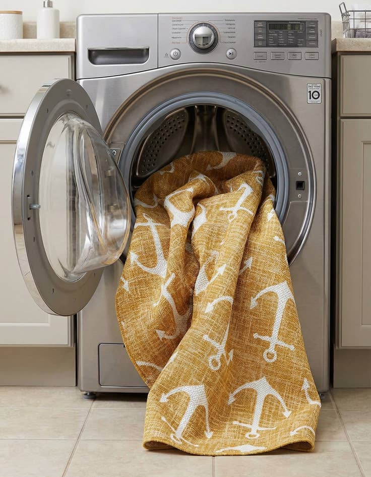 Detail image of 5' 3 x 8'  Washable Coastal Indoor / Outdoor Oval Rug