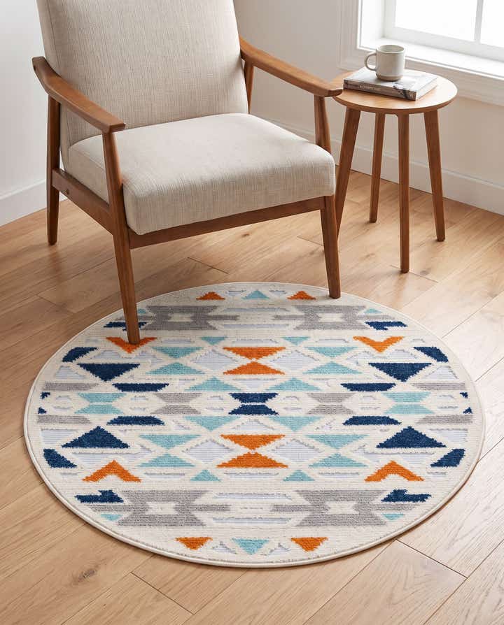 3' 3 x 3' 3 Easy-Clean Aruba Indoor / Outdoor Round Rug