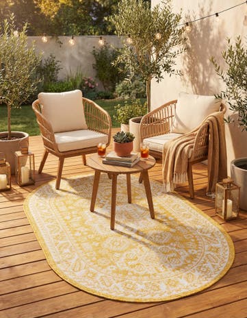 Yellow Easy-Clean Aztec Indoor / Outdoor Oval Rug