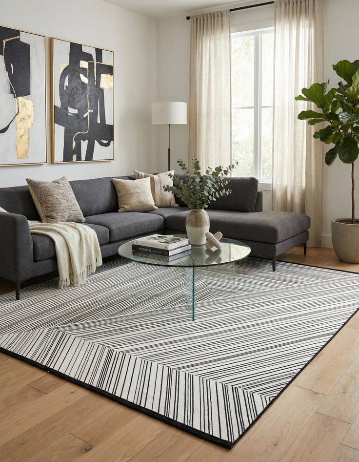 Detail image of 10' x 10' Milano Square Rug