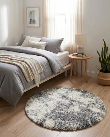  3' 3 x 3' 3 Soft Touch Shag Round Rug