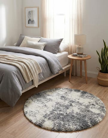 3' 3 x 3' 3 Soft Touch Shag Round Rug