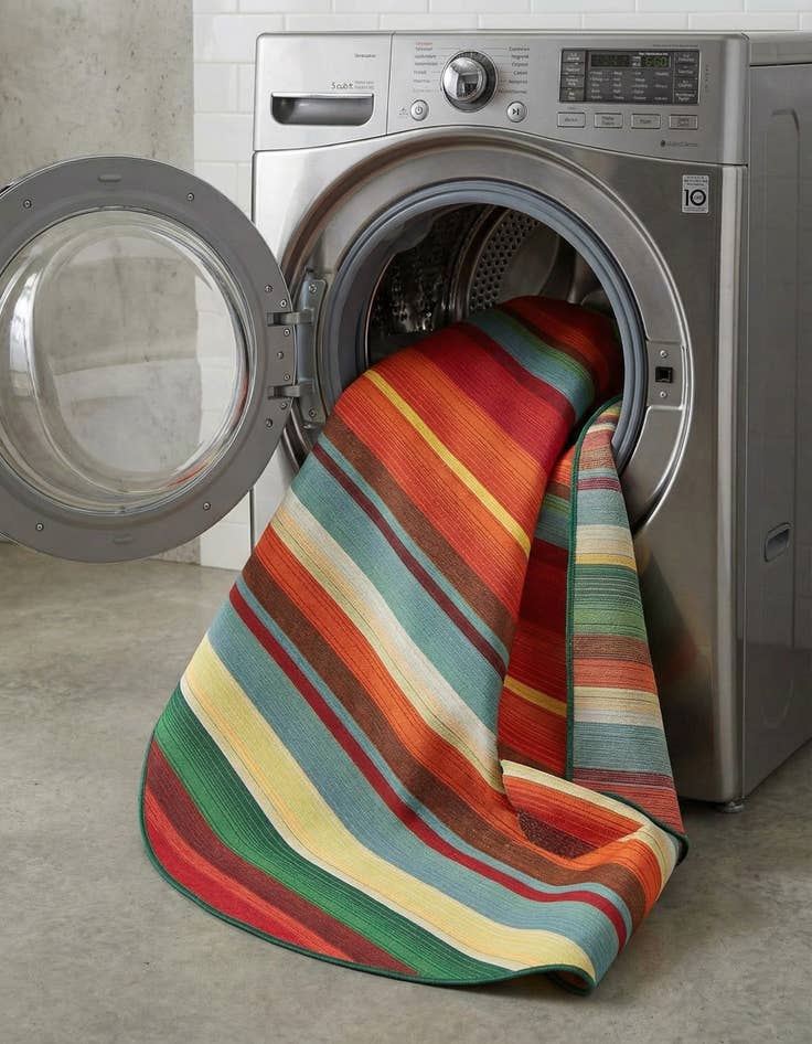 Detail image of 7' 10 x 10'  Washable Modern Indoor / Outdoor Oval Rug