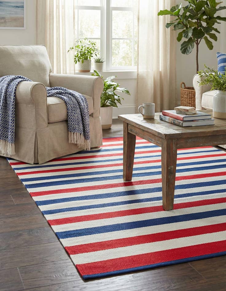 Detail image of 5' x 8'  Washable Vista Breeze Indoor / Outdoor Rug