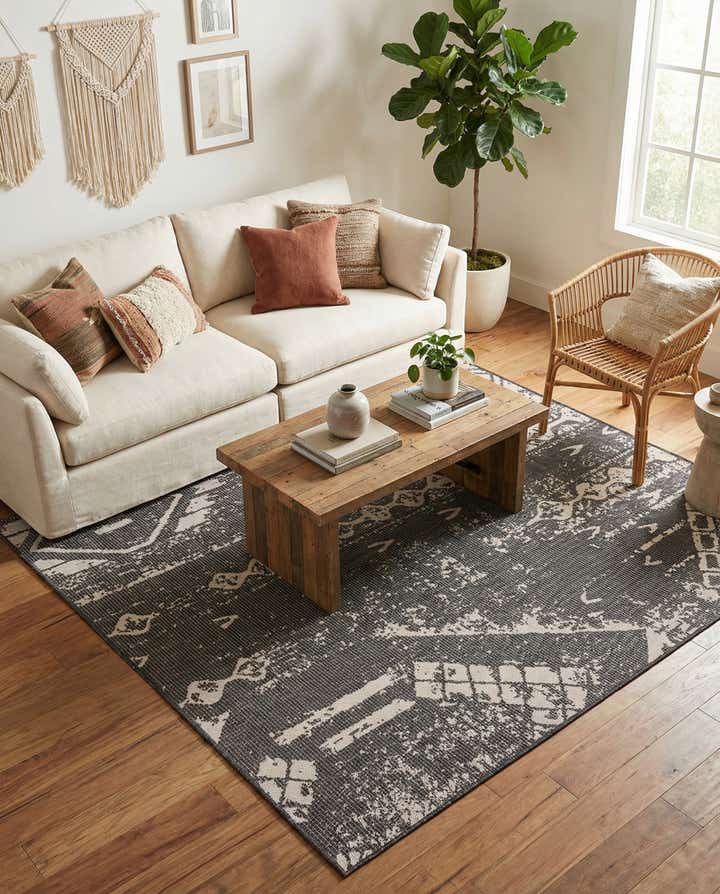 7' x 7' Easy-Clean Bohemian Indoor / Outdoor Square Rug