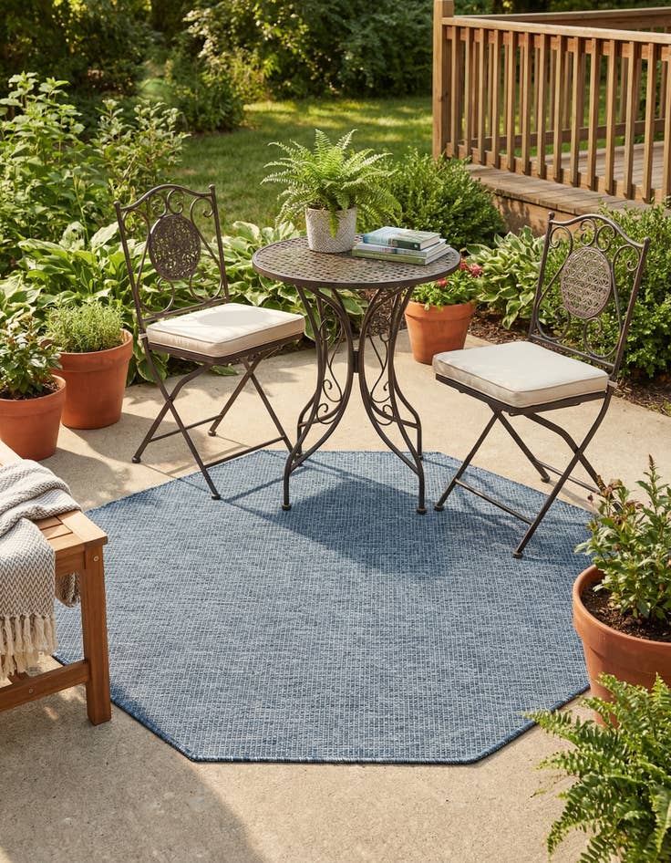 Detail image of 5' 3 x 5' 3  Washable Solid Indoor / Outdoor Octagon Rug