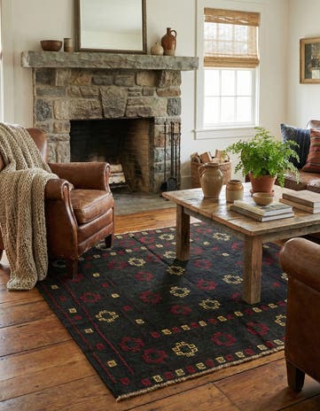 4' x 4' 3 Hand Knotted Sumak Wool Square Rug