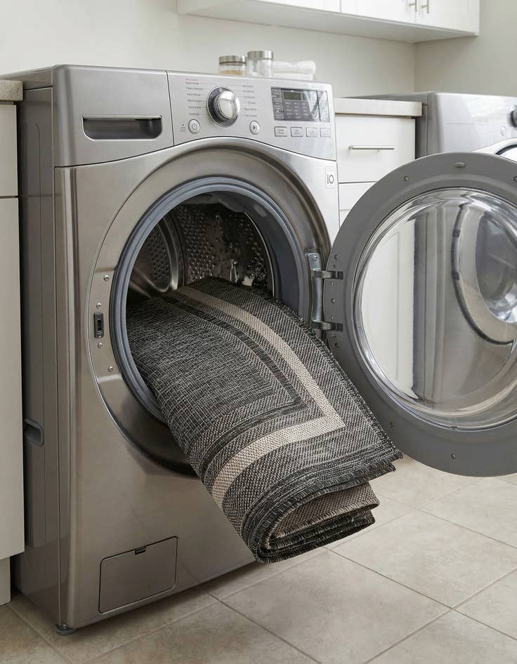 Detail image of 5' 3 x 5' 3  Washable Border Indoor / Outdoor Square Rug