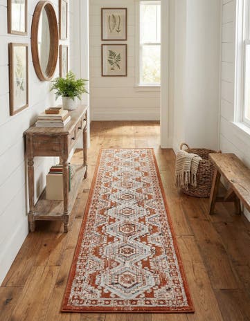 2' x 8' Charlotte Runner Rug
