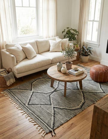 6' 5 x 9' 5 Hand Knotted Moroccan Wool Rug