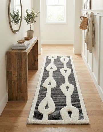 2' x 6' Prismatic Runner Rug