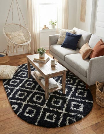 Black and White Lattice Shag Oval Rug