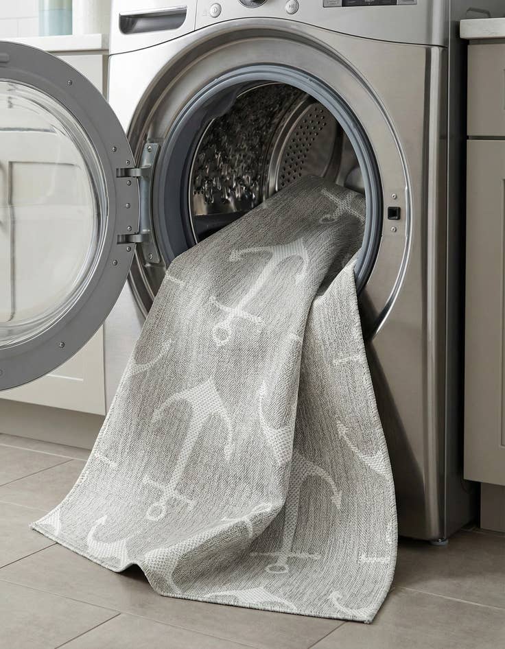 Detail image of 5' 3 x 5' 3  Washable Coastal Indoor / Outdoor Square Rug