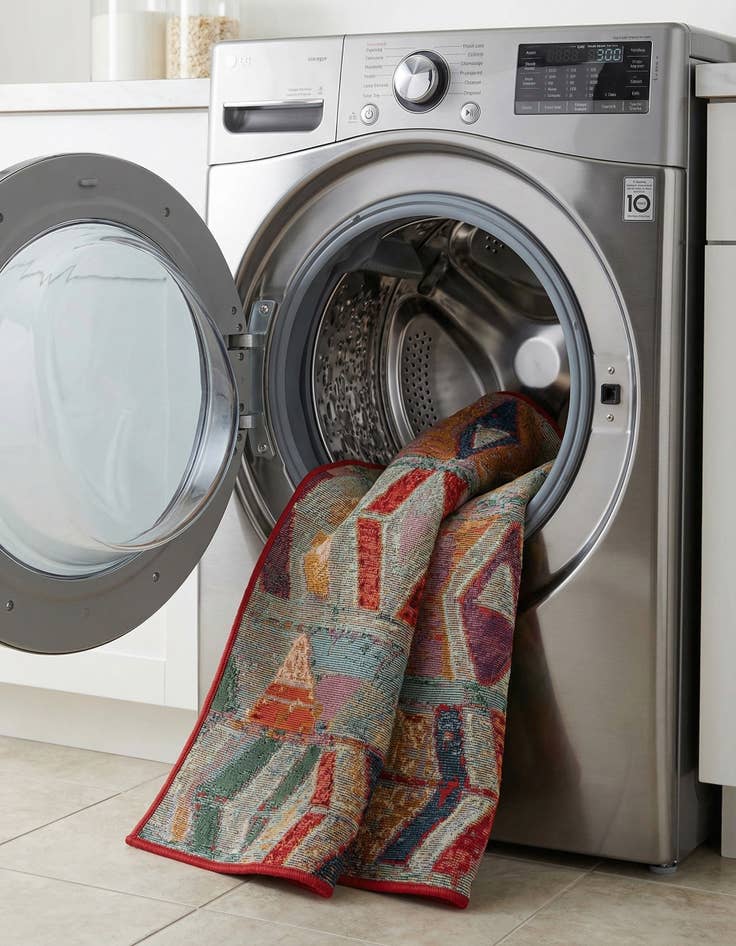 Detail image of 2' x 4'  Washable Modern Indoor / Outdoor Runner Rug