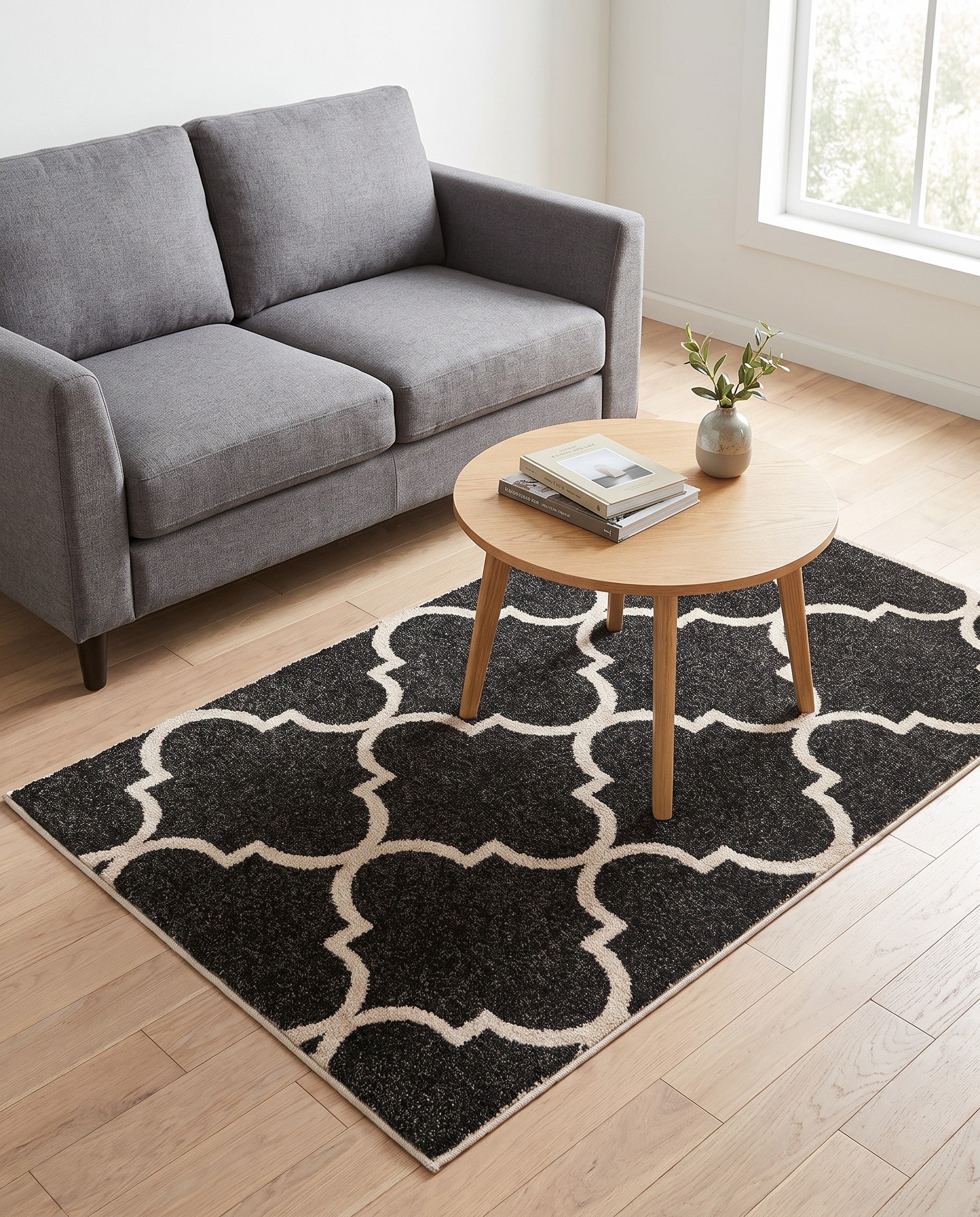 Black and White Lattice Rug