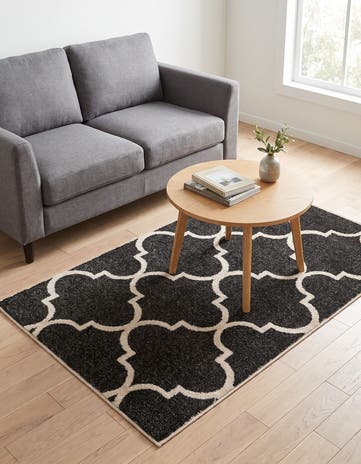 Black and White Lattice Rug