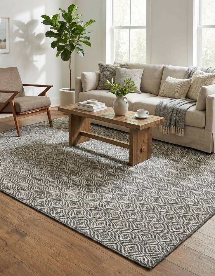 Detail image of 6' x 9' Easy-Clean Trellis Indoor / Outdoor Rug