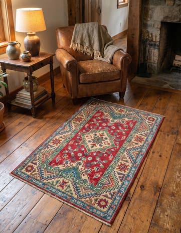 2' 8 x 4' Hand Knotted Kazak Rug
