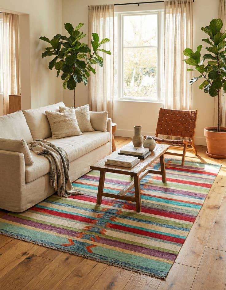 Detail image of  5' 5 x 8' 2  Hand Woven Kilim Modern Wool Rug