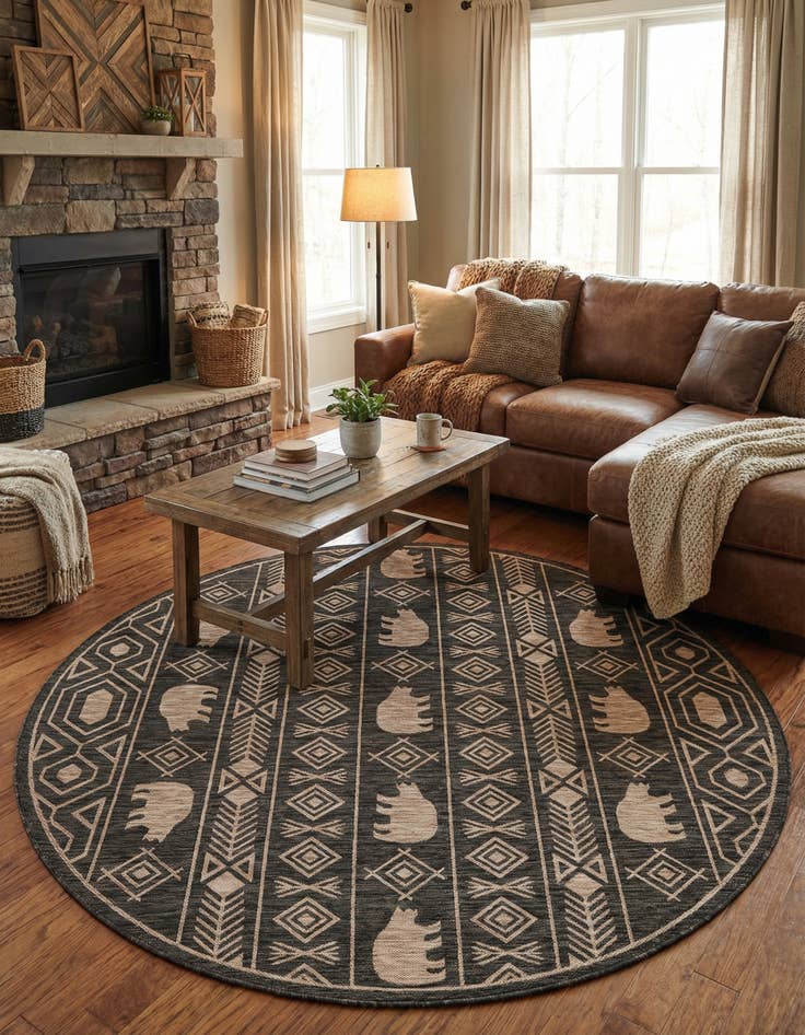 Detail image of 7' 10 x 7' 10 Easy-Clean Southwestern Indoor / Outdoor Round Rug