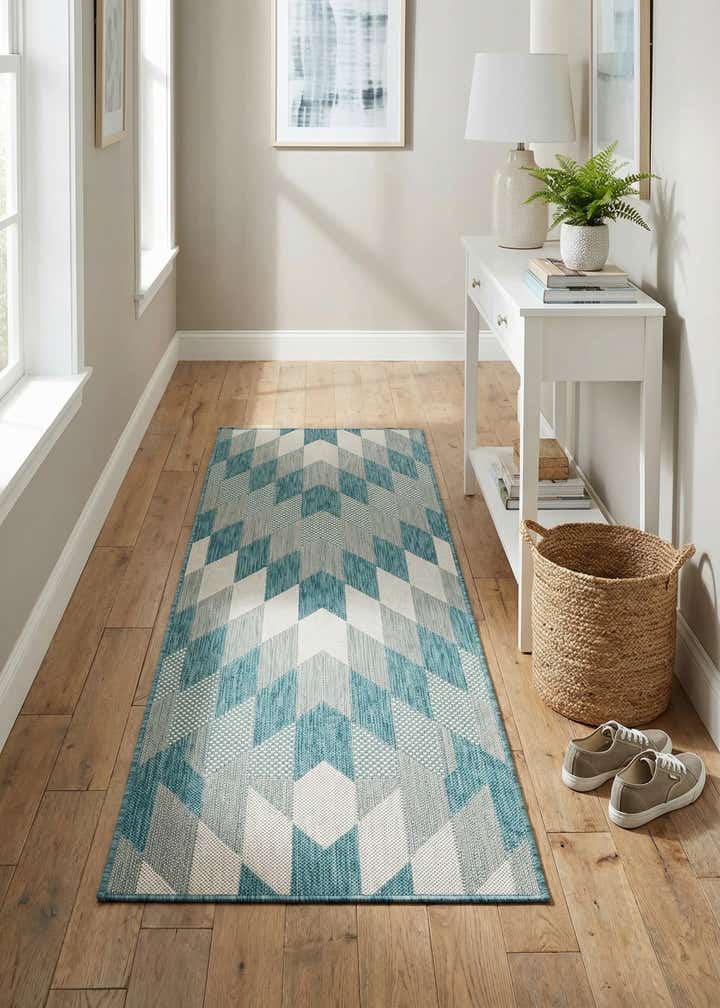 2' x 6' Easy-Clean Modern Indoor / Outdoor Runner Rug