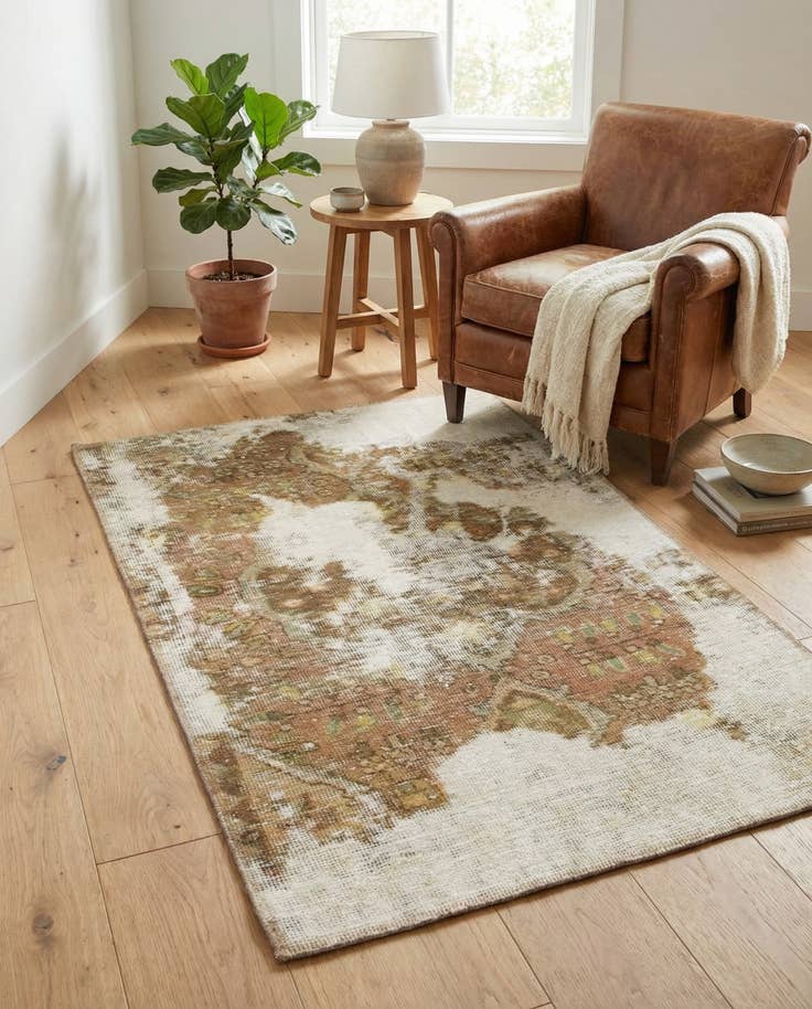 Detail image of 2' 10 x 4' 4 Hand Knotted Ultra Vintage Persian Wool Rug