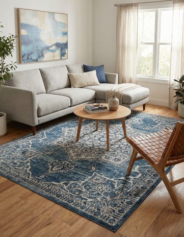 7' x 10' Nyla Rug