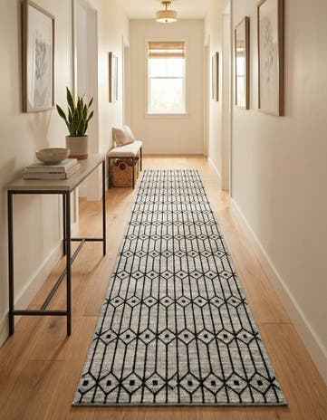 White Lattice Trellis Runner Rug
