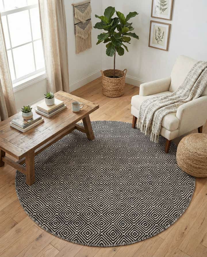 4' 1 x 4' 1 Hand Woven Geo Trellis Flatweave Round Rug