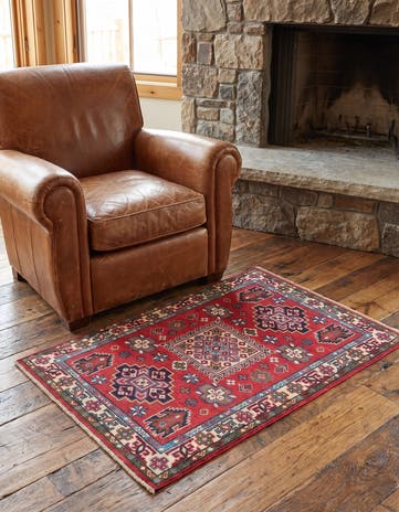 2' 10 x 4' 2 Hand Knotted Kazak Rug