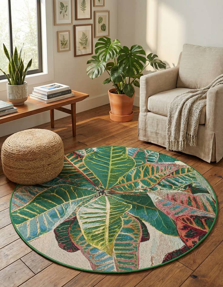 Detail image of 5' x 5' Easy-Clean Botanical Indoor / Outdoor Round Rug