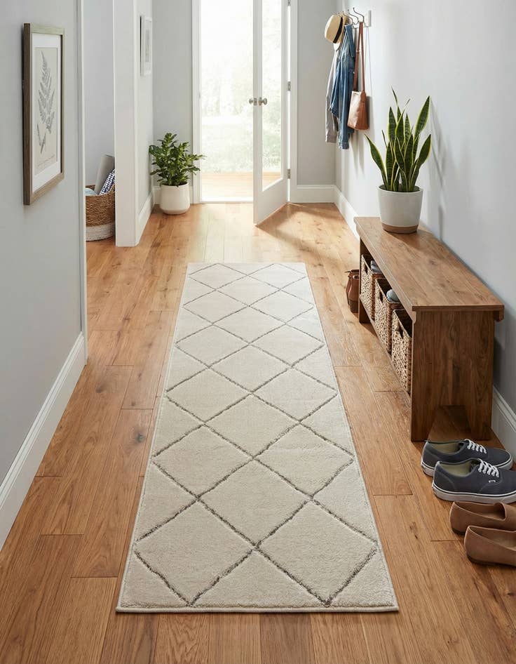 Detail image of 2' x 6' Vogue Geo Runner Rug