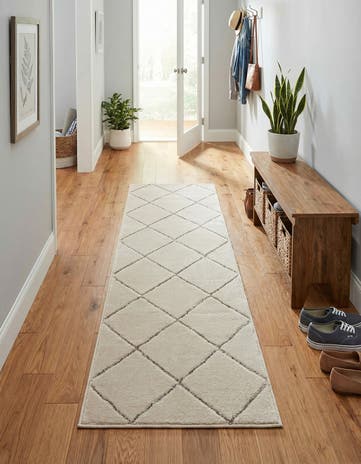 2' x 6' Vogue Geo Runner Rug