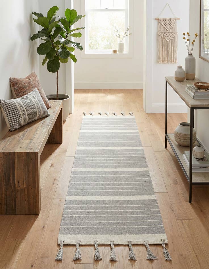 Detail image of  2' 7 x 10'  Hand Woven Chindi Cotton Runner Rug