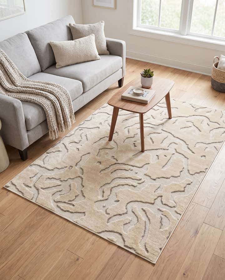 4' x 6' Easy-Clean Sabrina Soto Indoor / Outdoor Rug