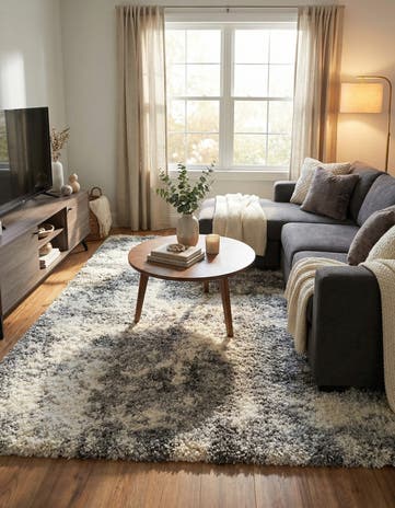 7' 10 x 7' 10 Soft Touch Shag Square Rug