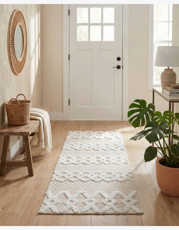 2' 3 x 6' Sabrina Soto Casa Valencia Runner Rug