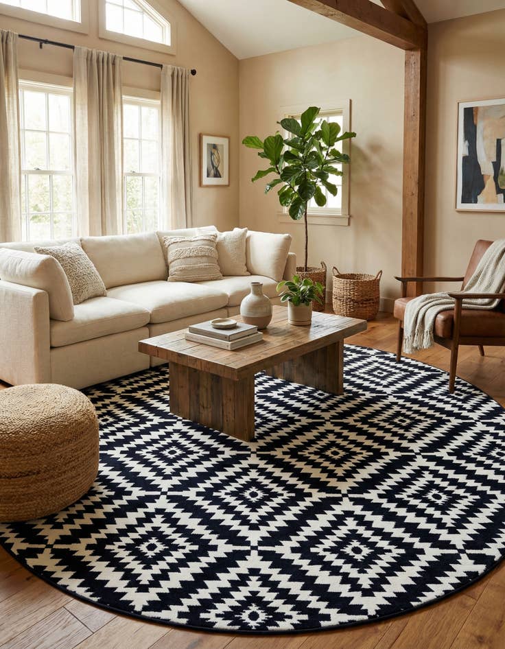 Detail image of 10' x 10' Easy-Clean Sabrina Soto Indoor / Outdoor Round Rug
