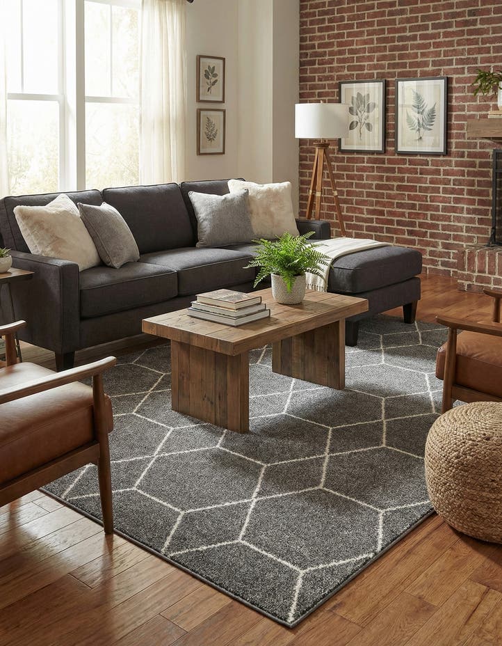 9' x 12' Lattice Frieze Rug