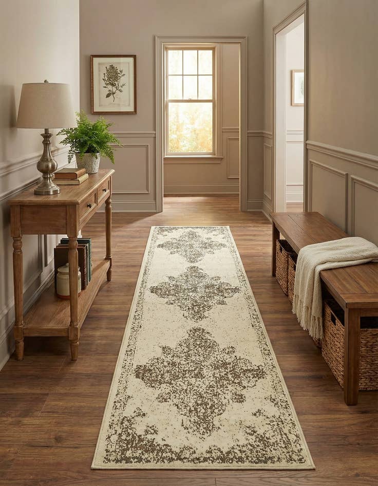 Detail image of 2' 7 x 10' Sahara Runner Rug