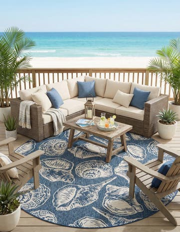 10' x 10' Easy-Clean Coastal Indoor / Outdoor Round Rug