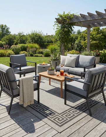 Gray Easy-Clean Border Indoor / Outdoor Rug