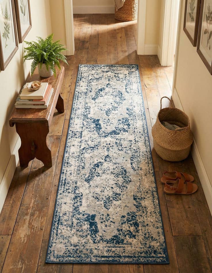 Detail image of  2' x 6' 7 Monte Carlo Runner Rug