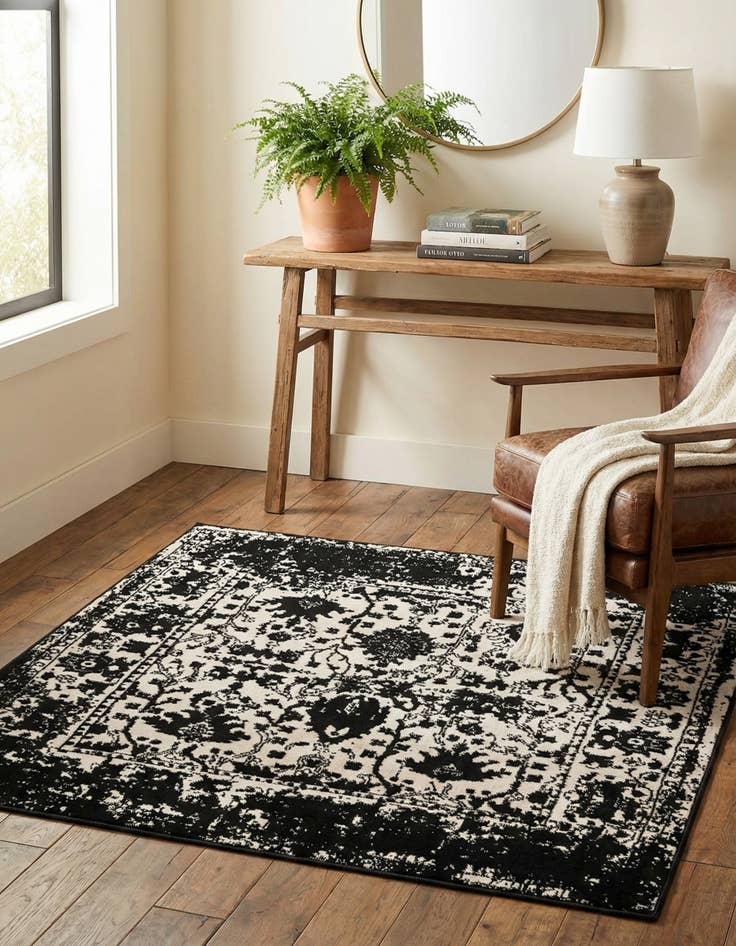 Detail image of 4' x 4' Oregon Square Rug