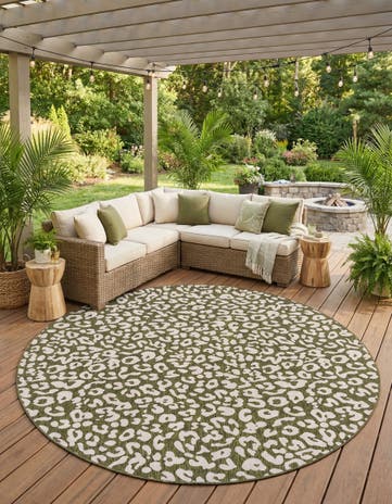 Green Easy-Clean Safari Indoor / Outdoor Round Rug