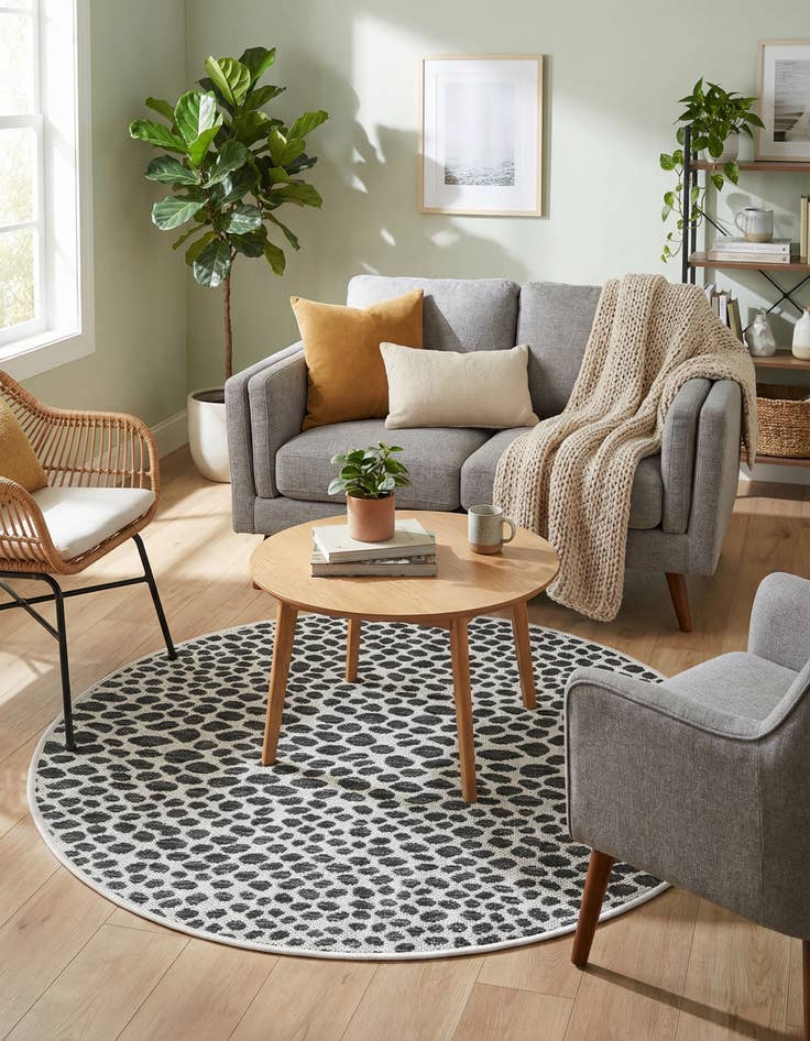 Detail image of 3' x 3'  Washable Jill Zarin Cape Town Indoor / Outdoor Round Rug