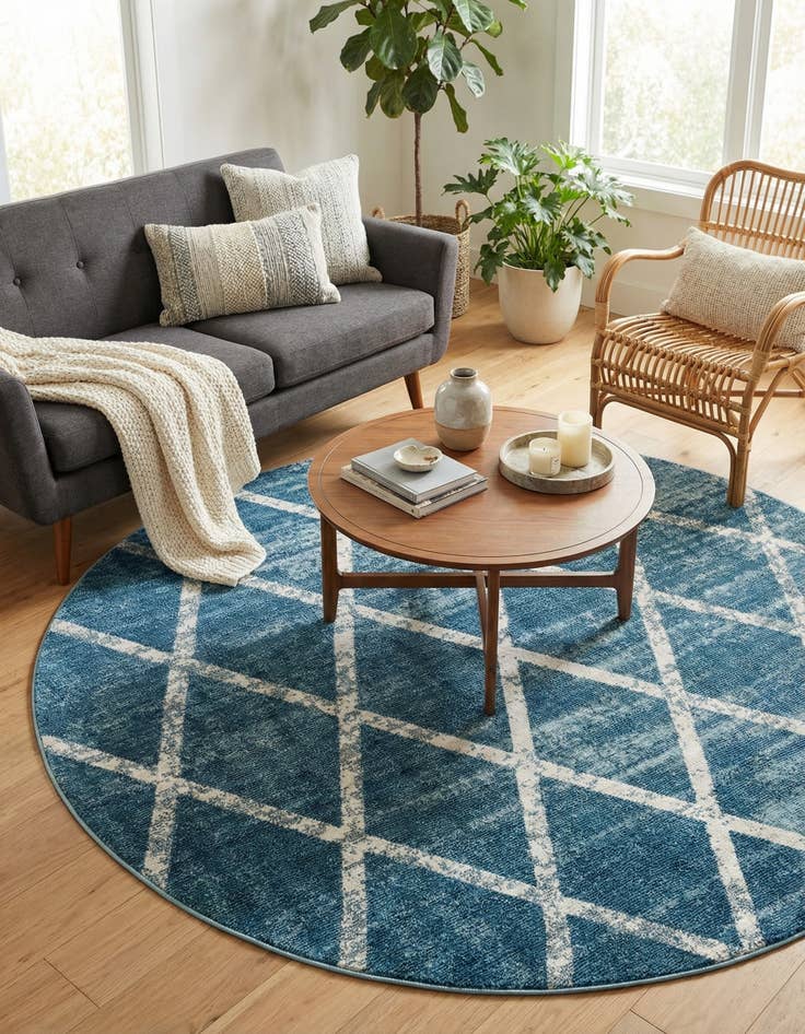 Detail image of 7' x 7' Starlight Round Rug