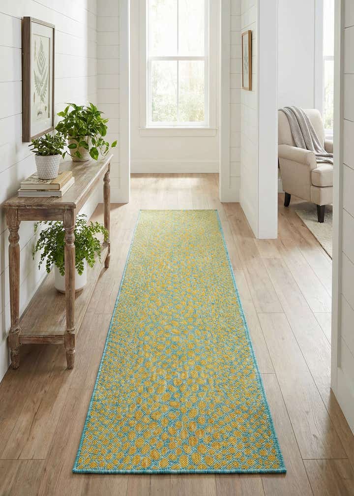 2' x 8' Easy-Clean Jill Zarin Cape Town Indoor / Outdoor Runner Rug