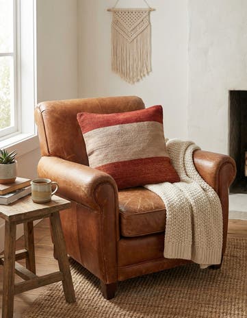 1' 6 x 1' 6 Hand Woven Pillow Wool Square Rug